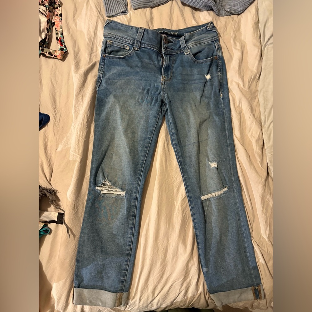 Wallflower Blue Jeans